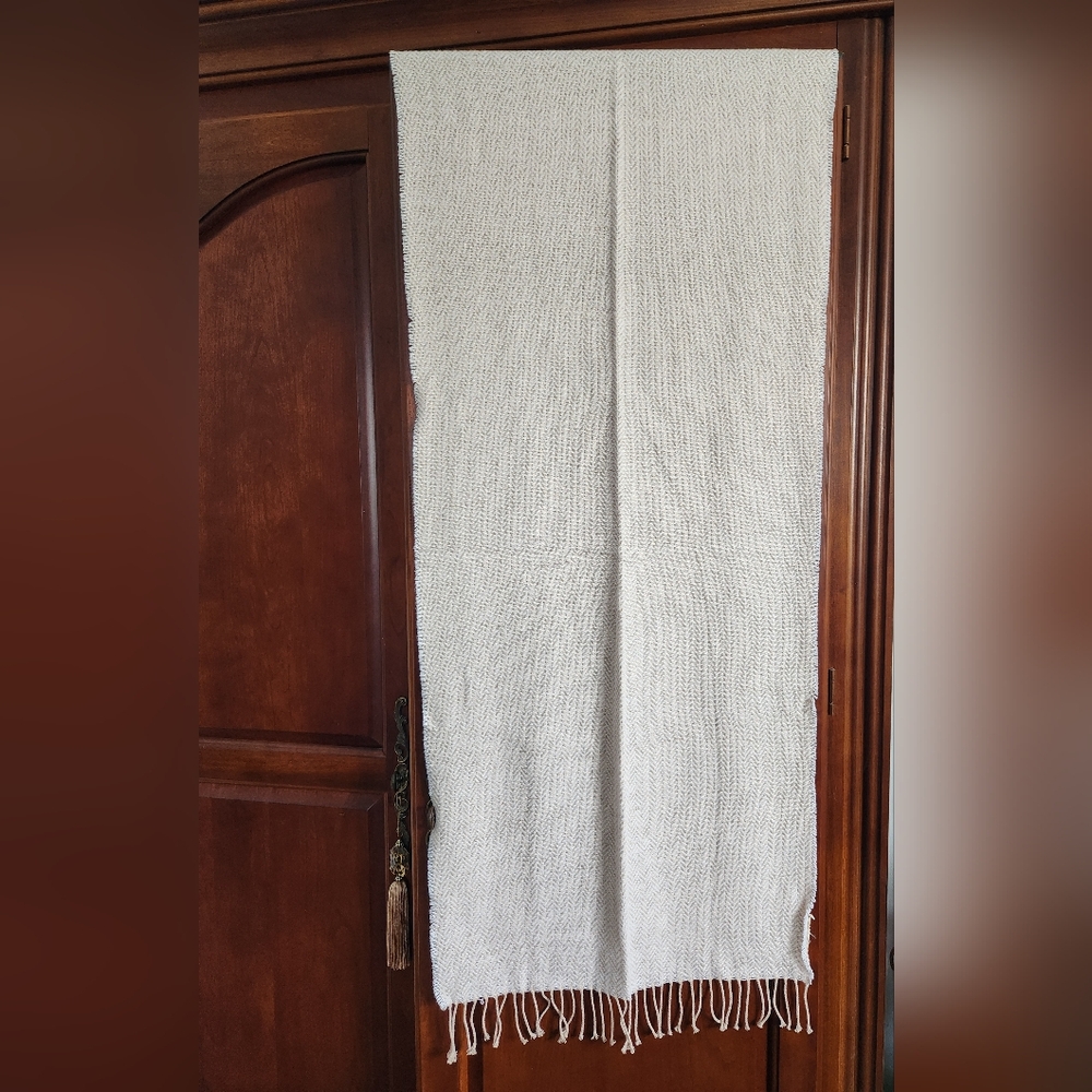 Eileen Fisher Cream and Tan Chevron Scarf
